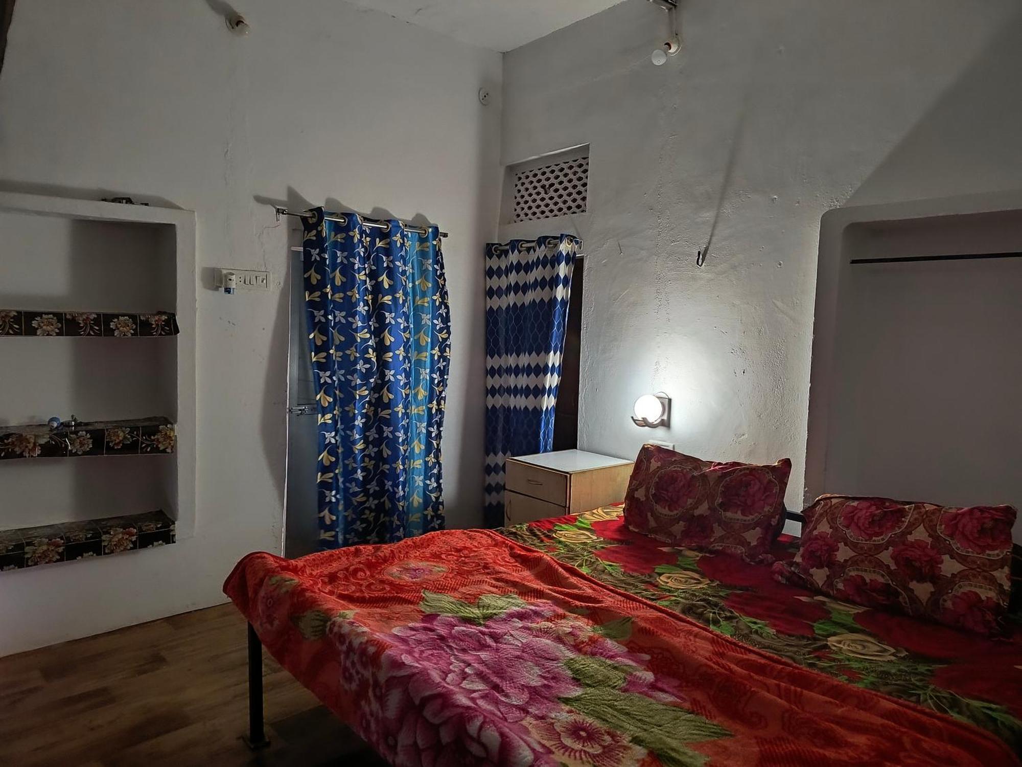 Khajuraho Dreams Homestay Exteriör bild