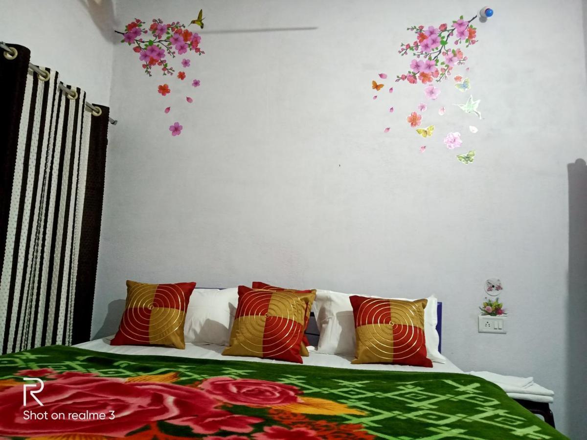 Khajuraho Dreams Homestay Exteriör bild